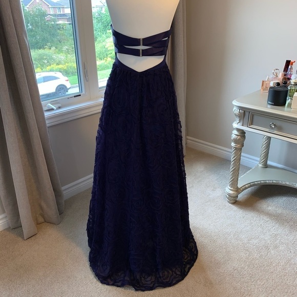 Worn once - Laura Strapless Maxi Dress - Picture 5 of 7